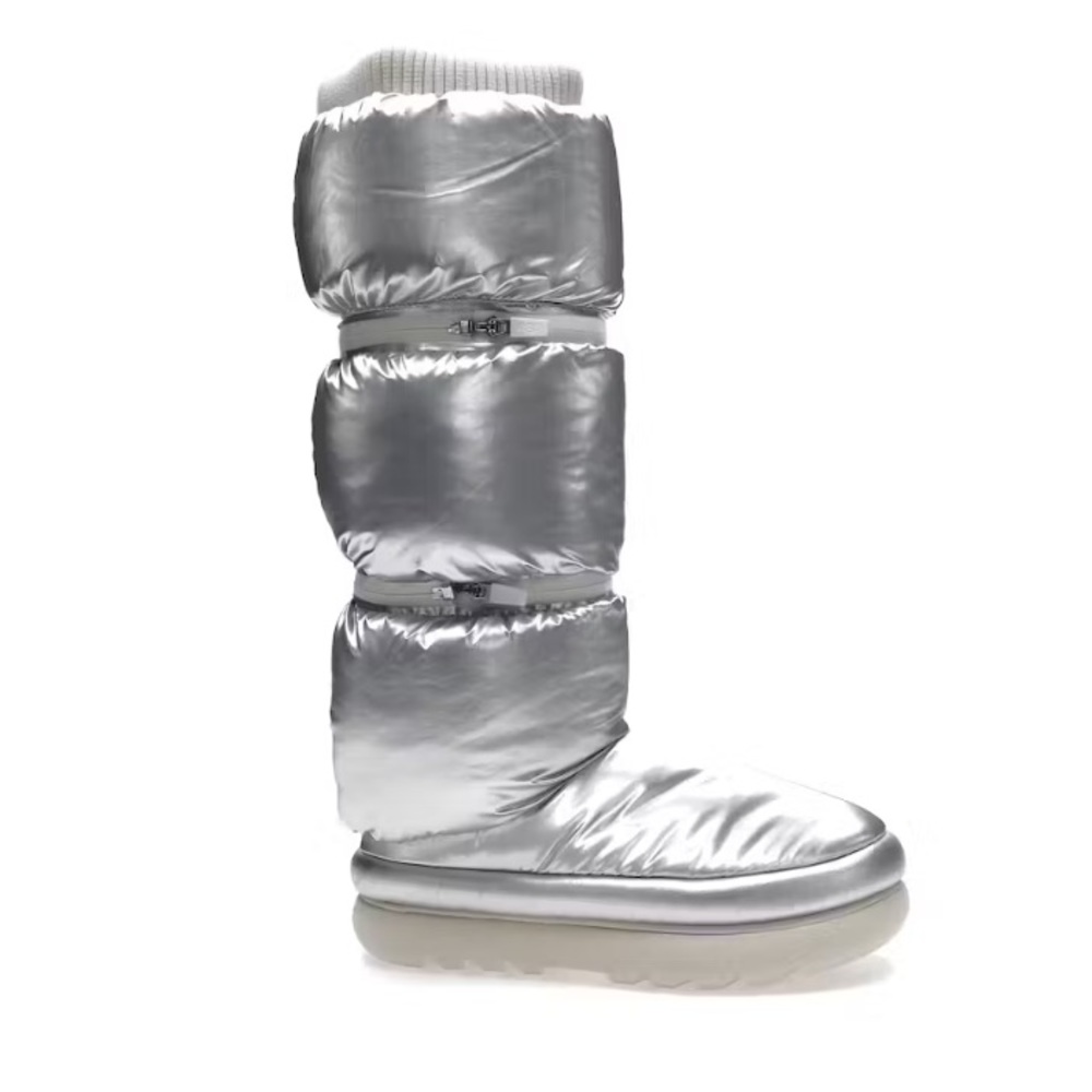 New UGG Classic Maxi Ultra Tall Boot 'Metallic Silver
